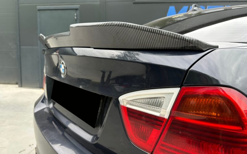 E90 PSM-stiilis pagasiruumi spoiler süsiniku välimusega - Image 3