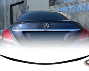 C-klassi W205 pagasiruumi spoiler must läikiv