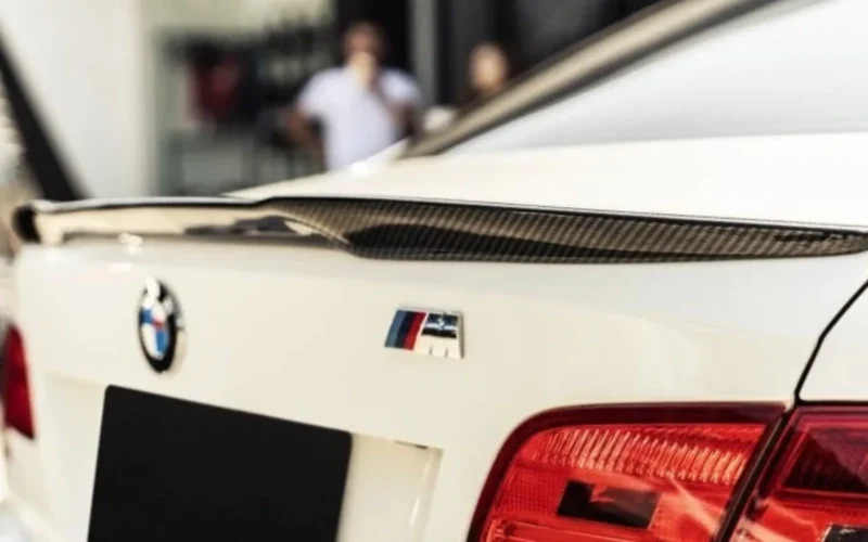 E90 M4 stiilis boot spoiler süsiniku välimusega - Image 2