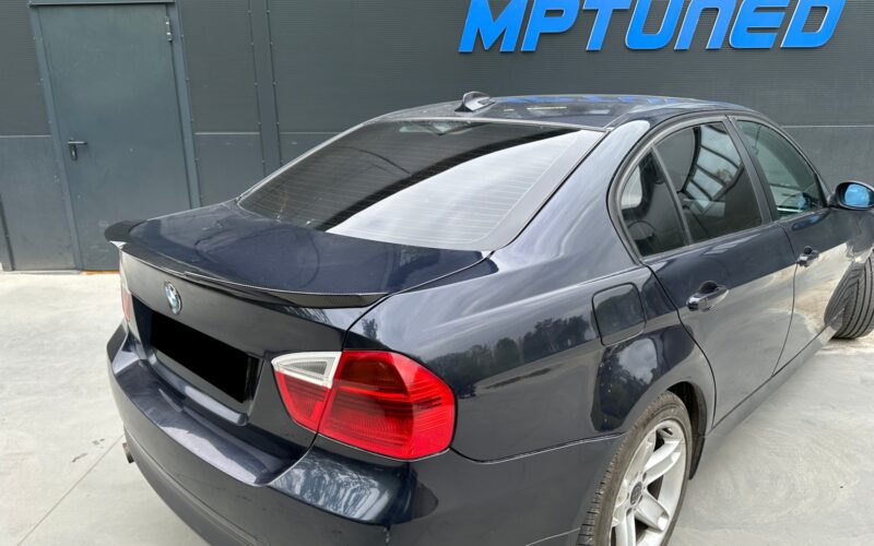 E90 M4 stiilis boot spoiler süsiniku välimusega - Image 3