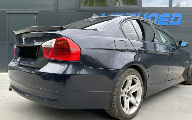 E90 M4 stiilis boot spoiler süsiniku välimusega - Image 2