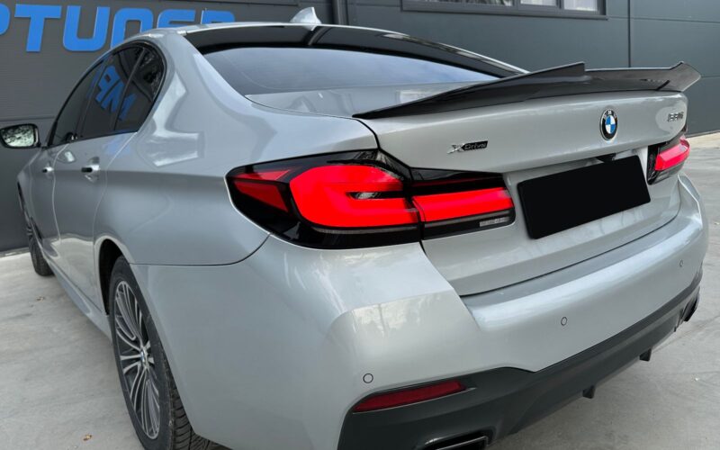 G30 PSM-stiilis spoiler must läikiv - Image 5