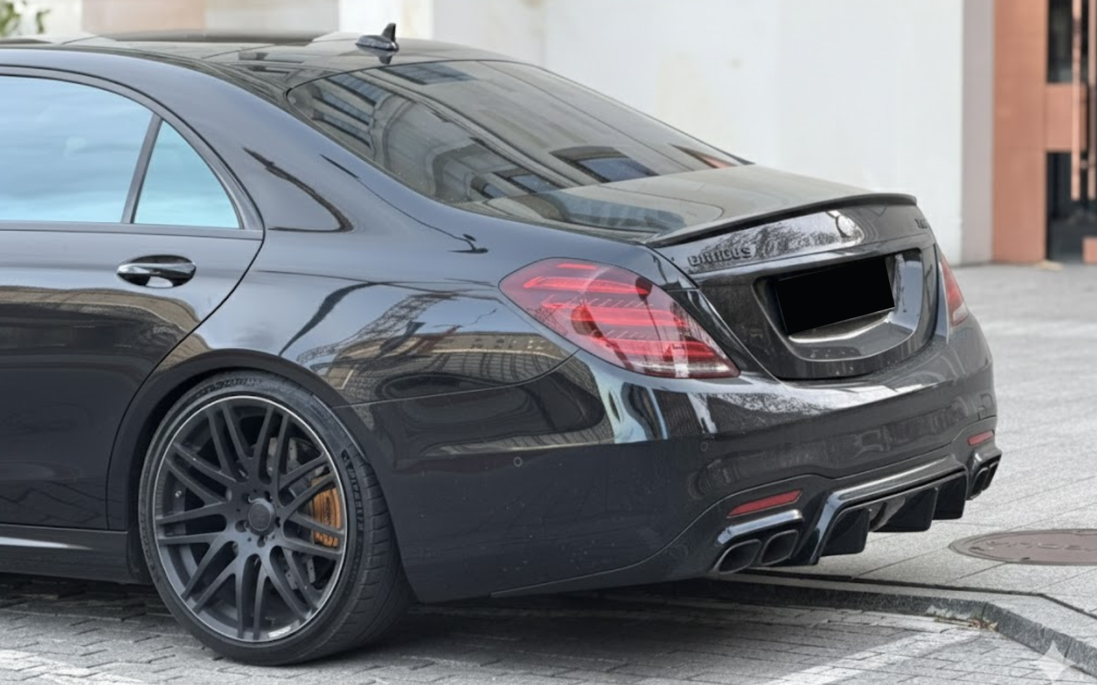W222 S63 Brabus apdailos komplektas - Image 3