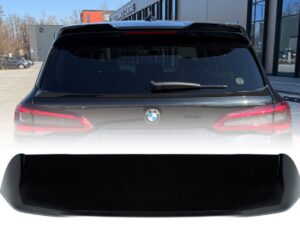 G05 katusespoiler must läikiv